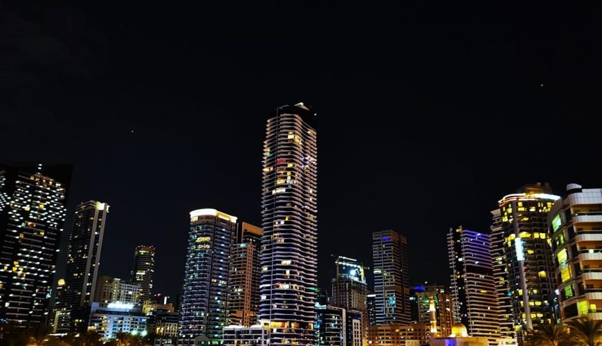 Dubai Unleashed A Luxury Traveler’s Dream & A Budget Traveler’s Secret